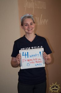 M with her own special 41 weeks sign <3